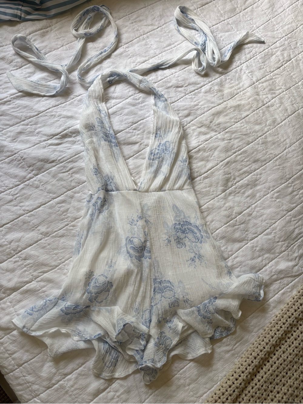 Angel Biba Cream and Light Blue Floral Halter Feminine Summer Romper MEDIUM